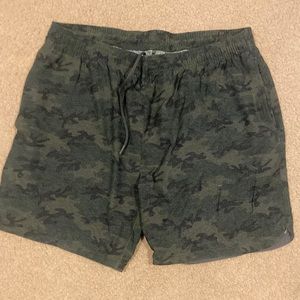 Rhône athletic shorts size XL